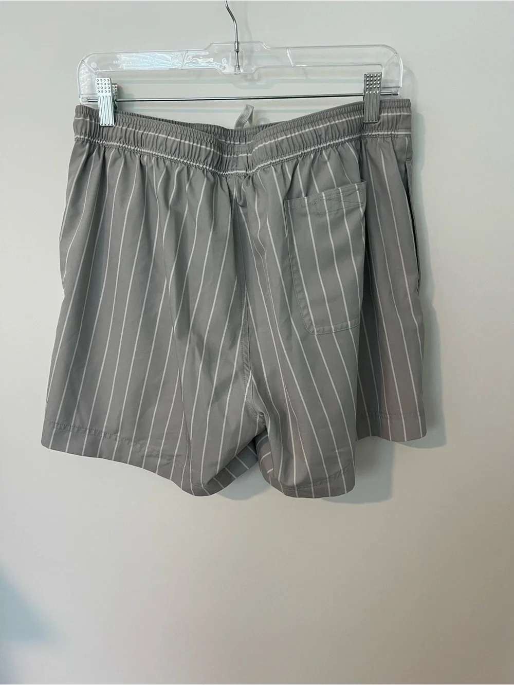 Nordstrom Men's Gray White Stripe Swim Trunks Size Large